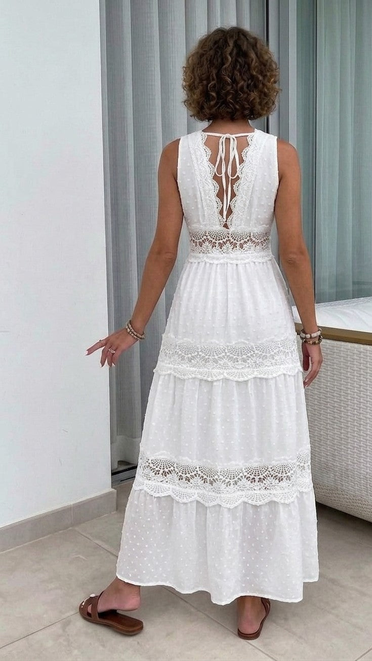 Robe Maxi Blanche en Dentelle Bohème pour une Élégance Romantique