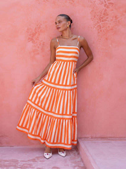 Robe Longue Rayée Élégante